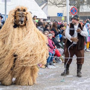 Bär